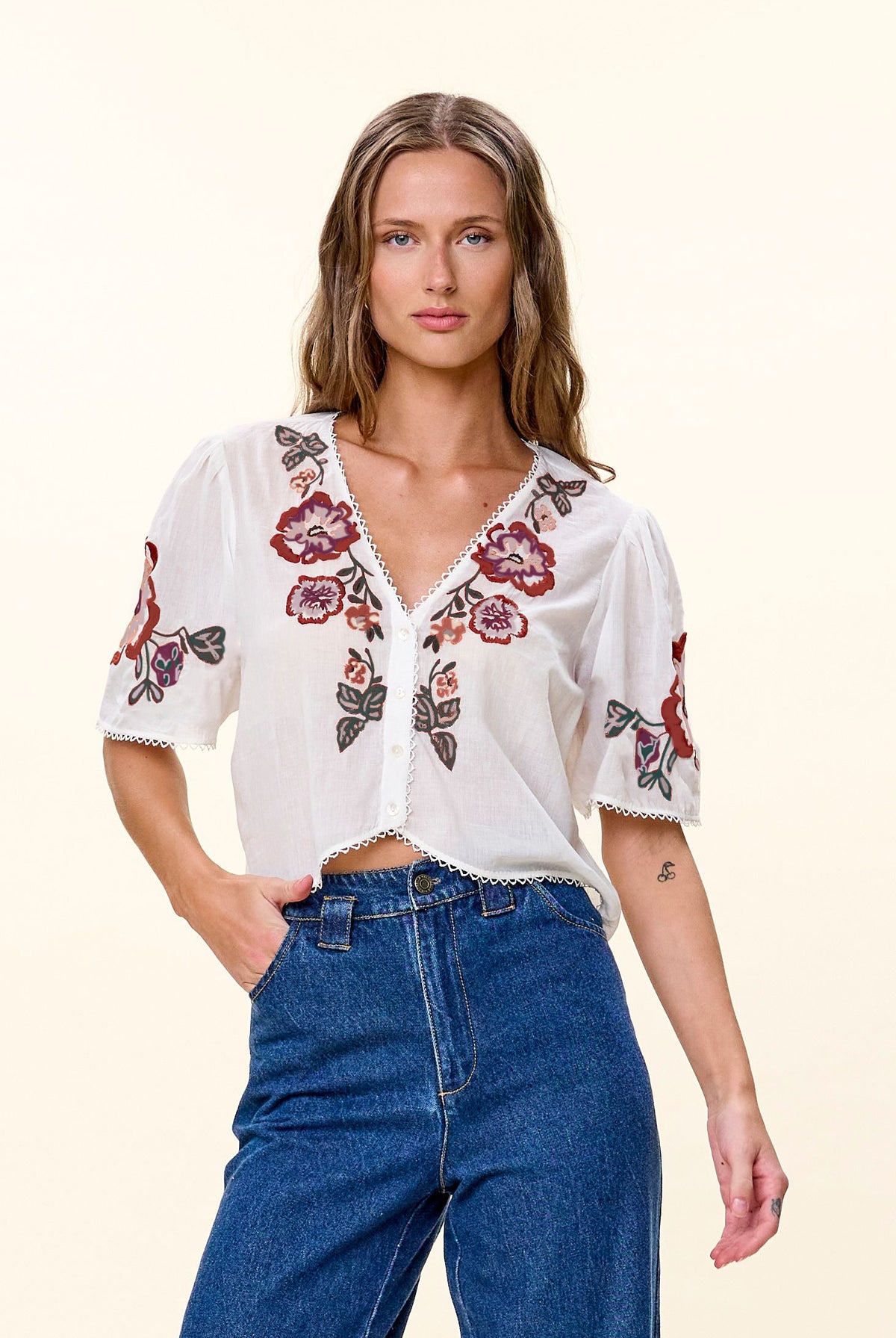 BRETT TOP