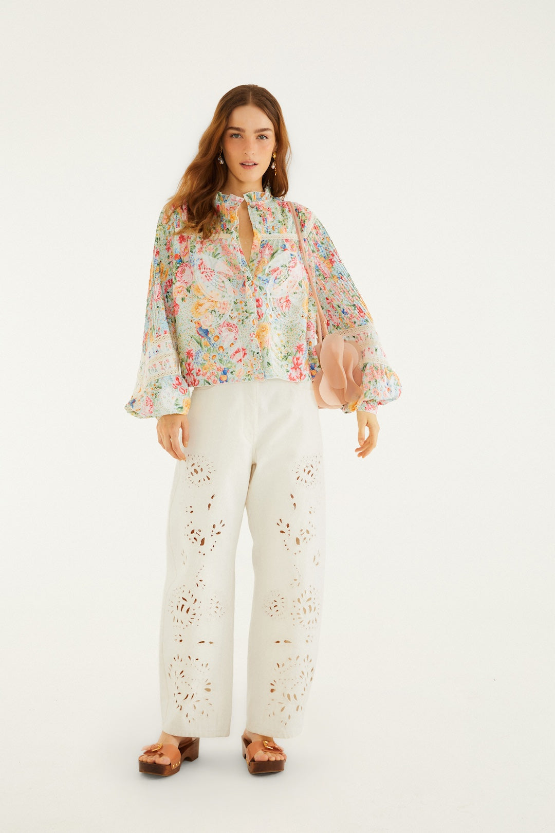 RENDEIRA MULTICOLOR CUTWORK LONG SLEEVE BLOUSE