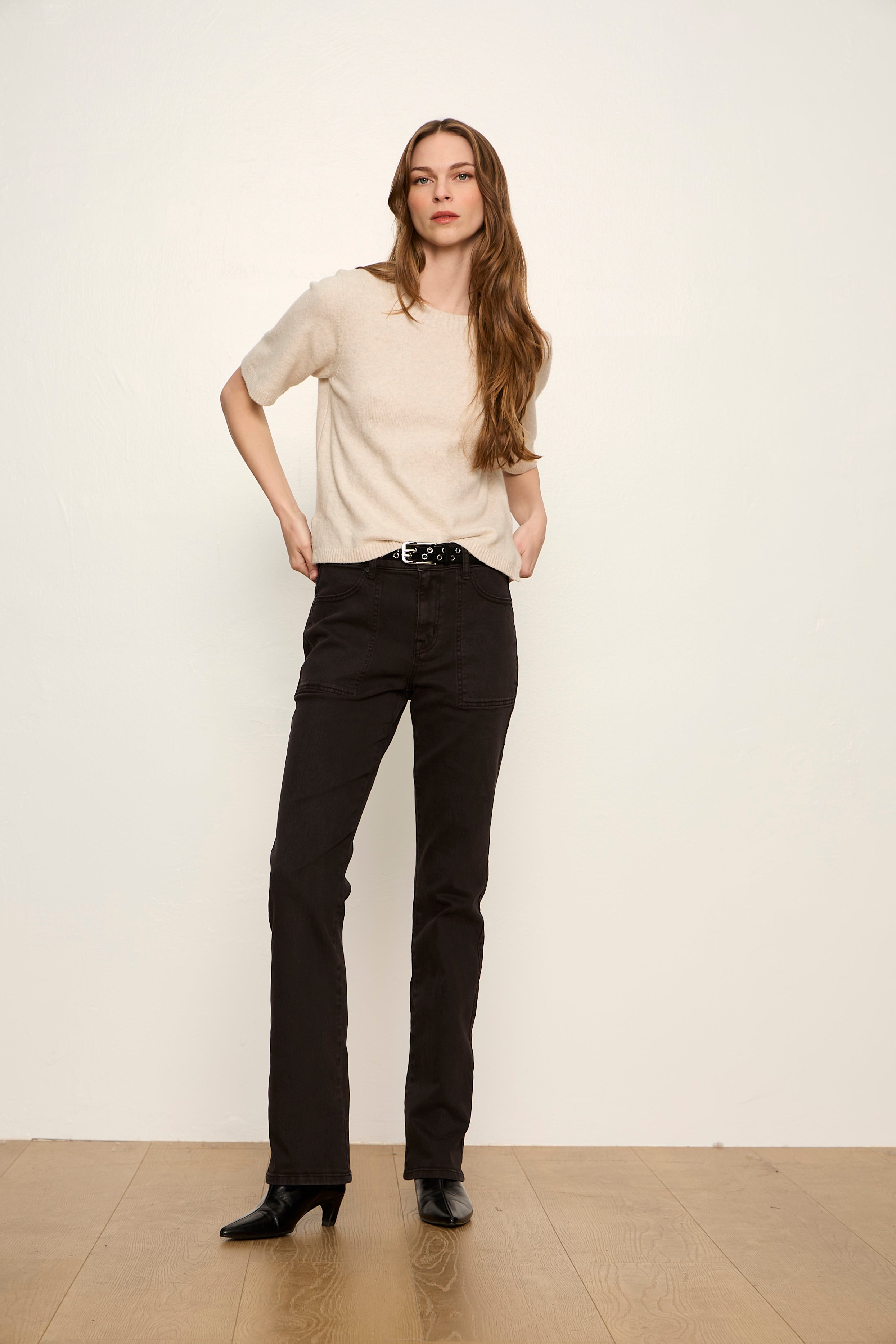 PERFECT SWEATER TEE